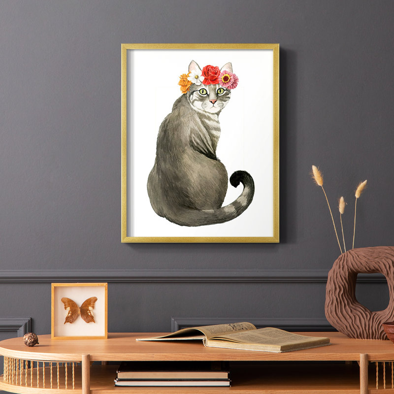 «Flower Crown Cats I», reproduction encadrée - bois massif, Or, H 14 po x l 11 po