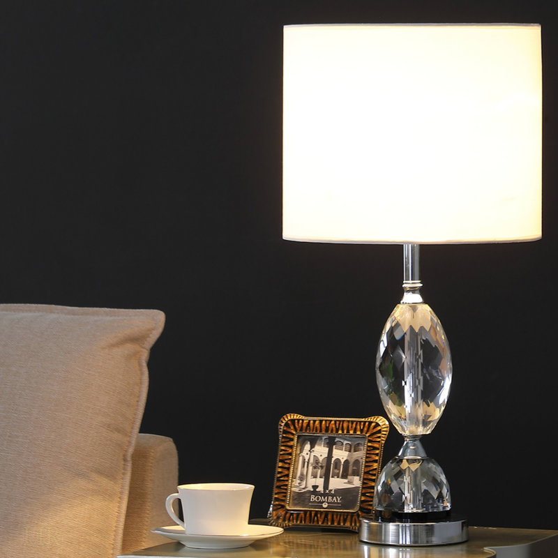 Lampe de table moderne en cristal taillé 23,75 po In Georgia Pear
