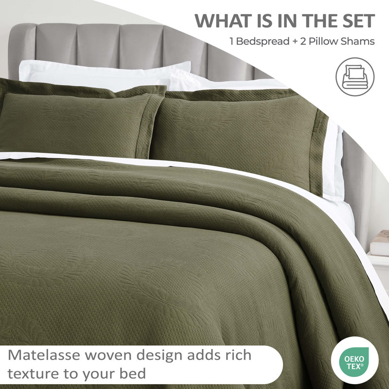 Peploi Medium Weight Jacquard Matelasse Floral Wreath 3 Piece Bedspread Set, Full Bedspread + 2 Standard Shams, Olive Green