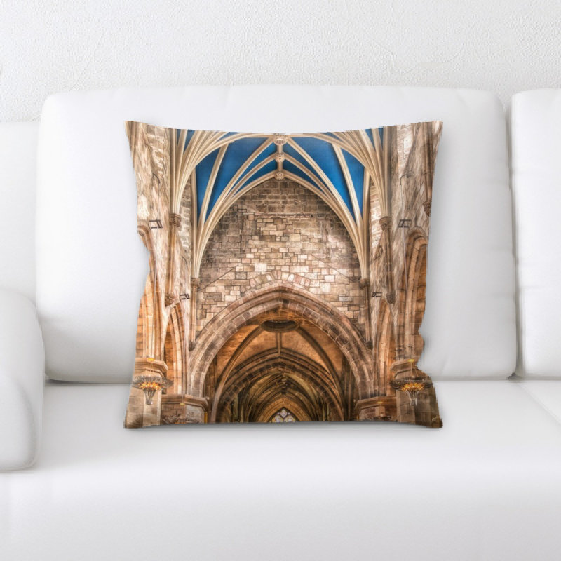Coussin ecclésiastique