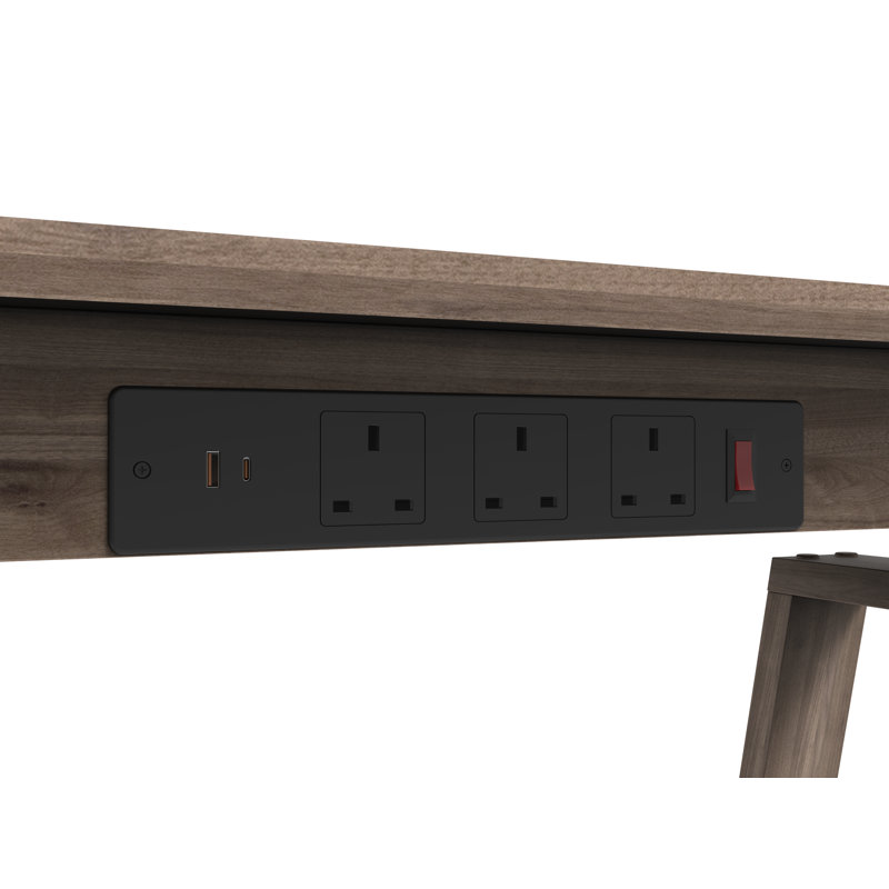 Nora Desk