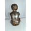 Statue garçon avec fontaine en bronze - Taille: L 7 po x l 11 po x H 14 po.