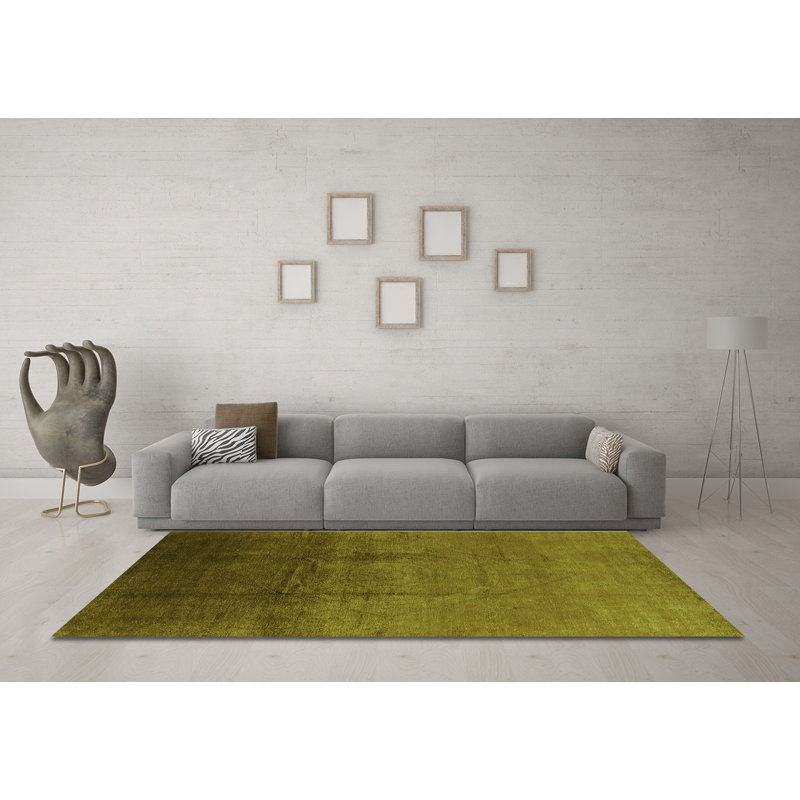 Henly Performance Oriental Indoor Rug, Square 3'