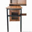 Bureau d'ordinateur avec porte vitrée et bureau rotatif à 90 degrés-373604961
