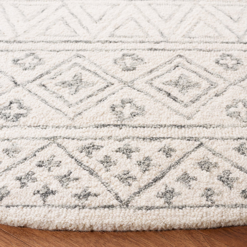 Metro Hand Tufted Wool/Cotton/Latex Rug in Gray, Round 6'