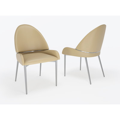 Chaise en polyuréthane avec pieds en métal brossé