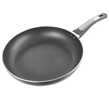 A Non-Stick Pan That Lives up to Its Name
