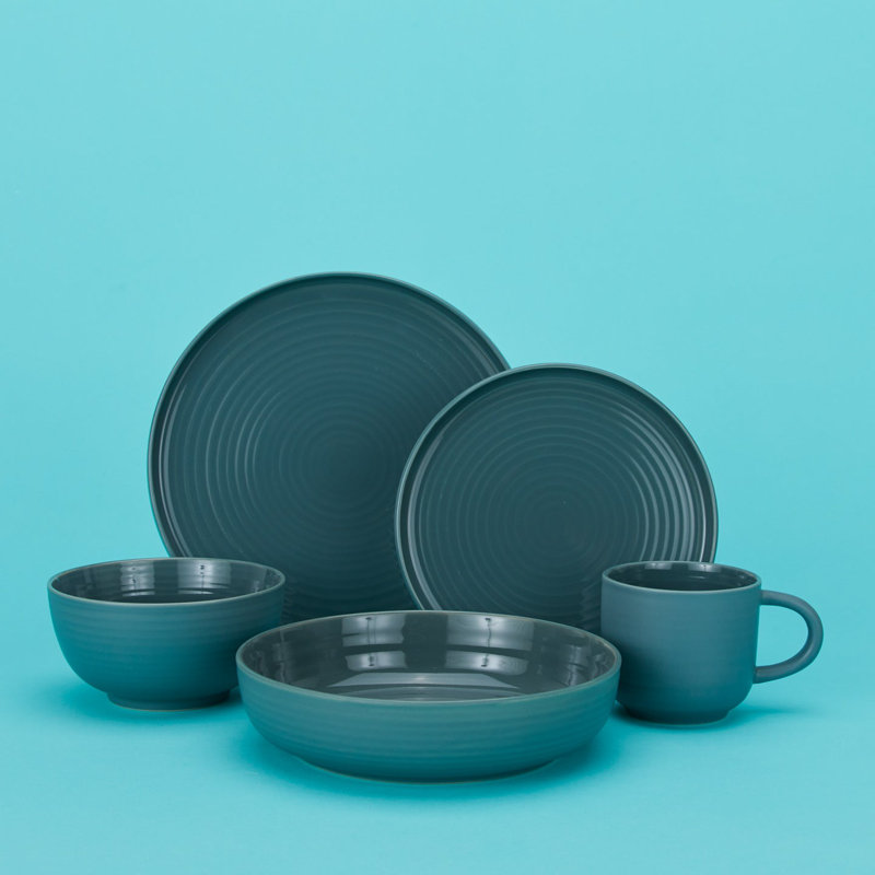 Essential Stoneware Dinner Plate, Blue