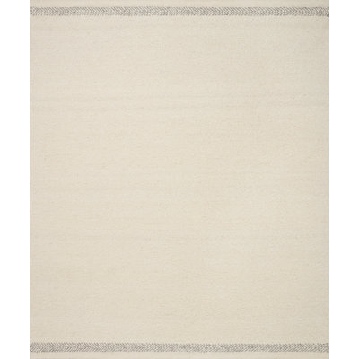 Reyla Area Rug in Ivory/Silver