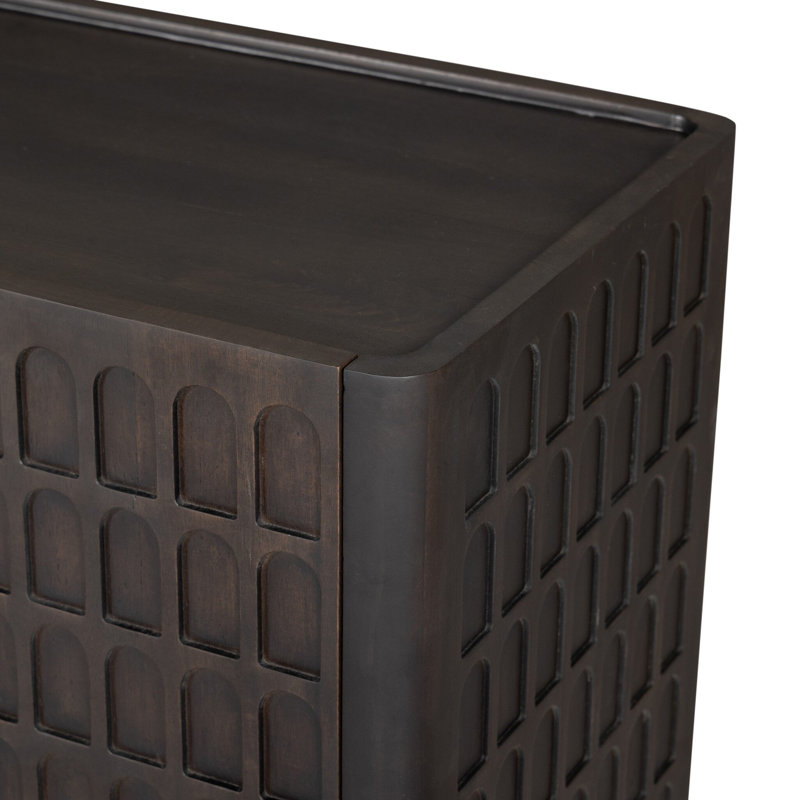 Essie Media Console