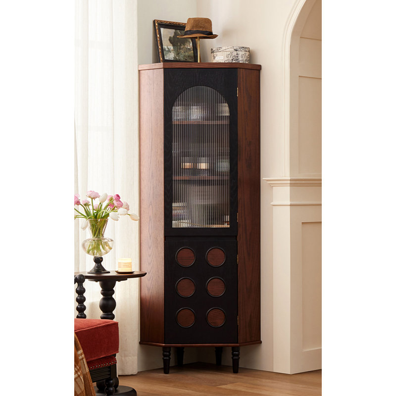 Armoire de coin en chêne français rétro