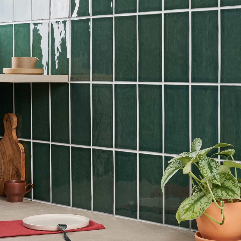 Nabi Subway 4.5x9 Subway Polished Glass Tile, Deep Emerald Green