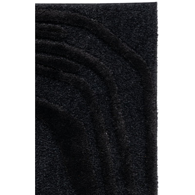 Tapis noir tissé à la machine Amberjo