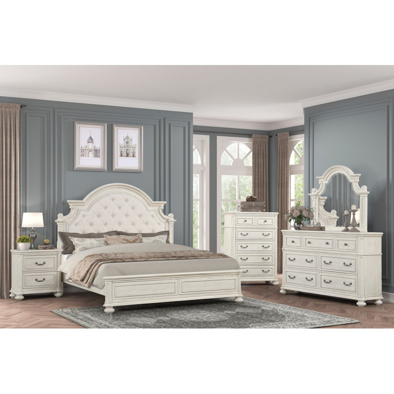 Ensemble de chambre à coucher 5 pièces Nilsen, Très grand lit