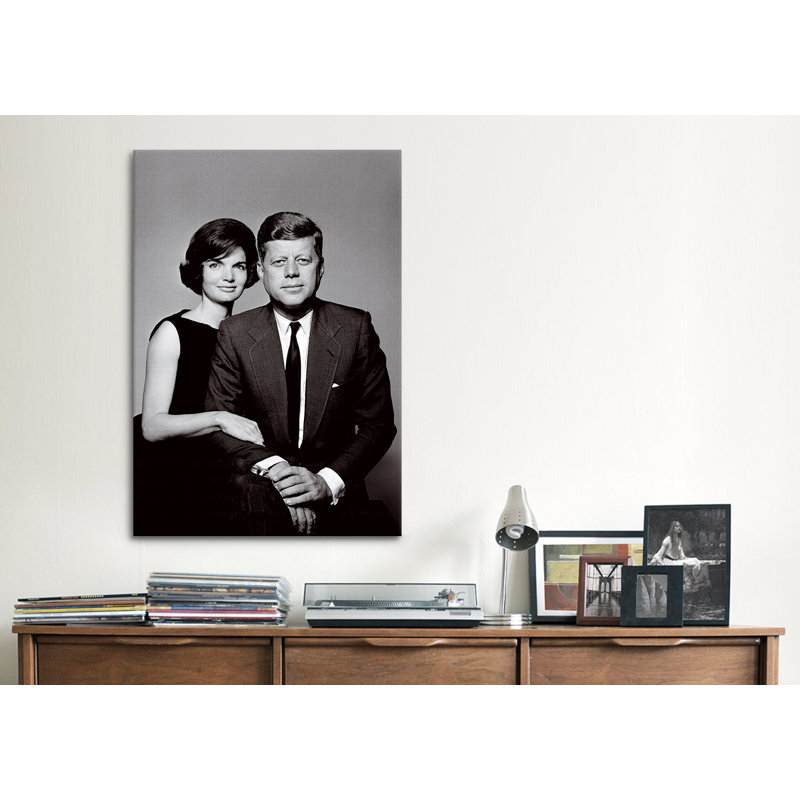 Impression politique, H 12 po x l 8 po x P 0,75 po, Toile tendue, Pas de tapis