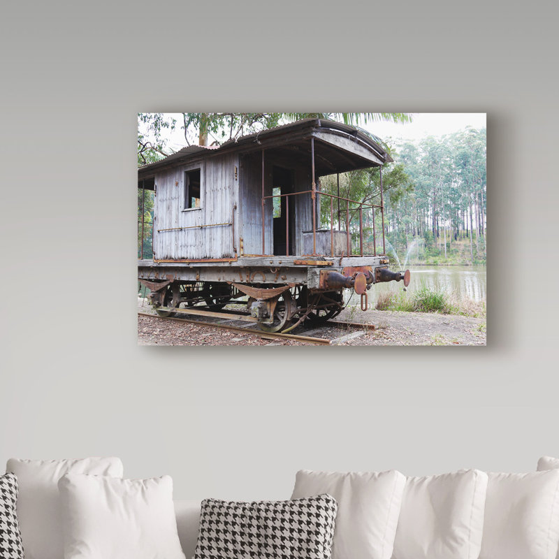 «Train Car» par Yareny, reproduction de photo sur toile tendue, H 12 po x l 19 po x P 2 po