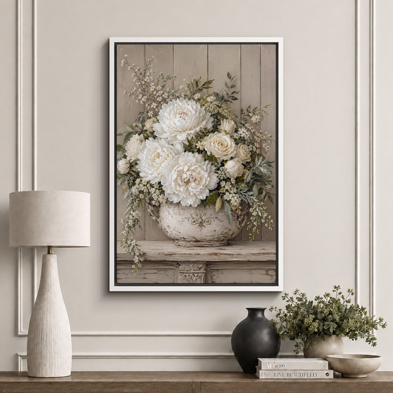 Œuvre crème pivoine crème dans une urne rustique, images de chambre à coucher, impression sur toile encadrée, White Frame