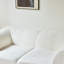 Canapé moderne à 2 places pour causeuse, canapé en tissu de velours doux avec 2 coussins, conception compacte pour petit salon, chambre à coucher, bureau et appartement-129442169