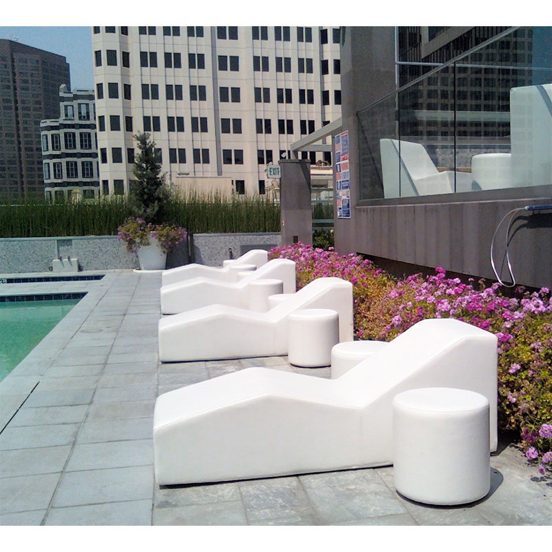 Chaise Lounge, White