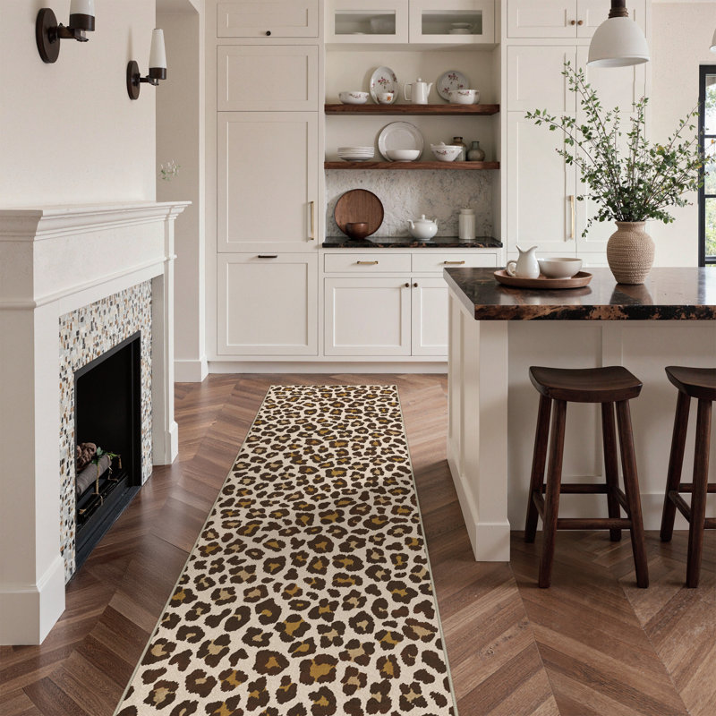 Tapis brun / brun clair à imprimé animal Leopard, Tapis de couloir de 2 pi x 7 pi