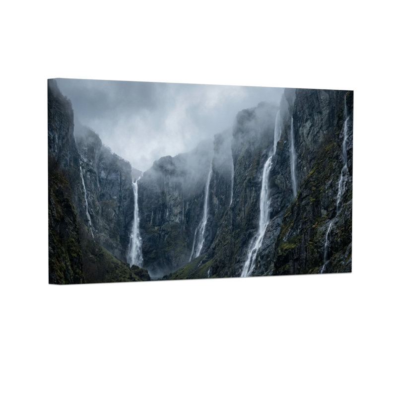 Paysage et nature Misty Mountains Waterfutes Clouds Nature Landscape Drama Peaks, H 16 po x l 24 po