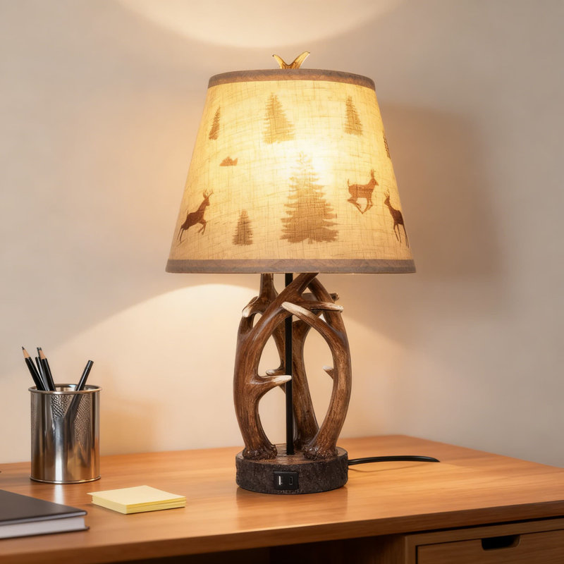 Ensemble de 2 lampes de table rustiques Western Deer avec veilleuse et deux ports USB, conception de bois de cerf de 26 pouces pour la chambre à coucher, le salon et le bureau