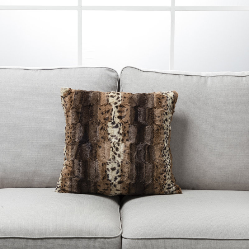 Housse de coussin en fausse fourrure seulement, Housse de coussin seulement - sans coussin