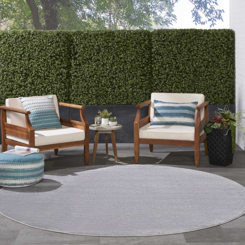 Mullican Sandy Solid Silver/Grey Easy Care Indoor/Outdoor Area Rug, Round 8'