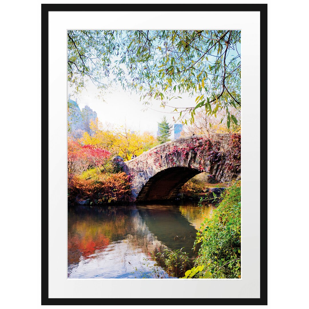 Gerahmtes Poster Brücke im Central Park im Herbst