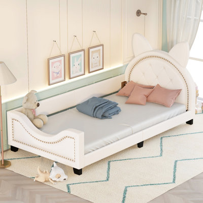 Gissele Twin Daybed by Harriet Bee
