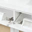 Meuble-lavabo double avec lavabos SMC, plateaux basculants et portes en rotin
