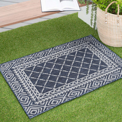Hassett Indoor / Outdoor Rug