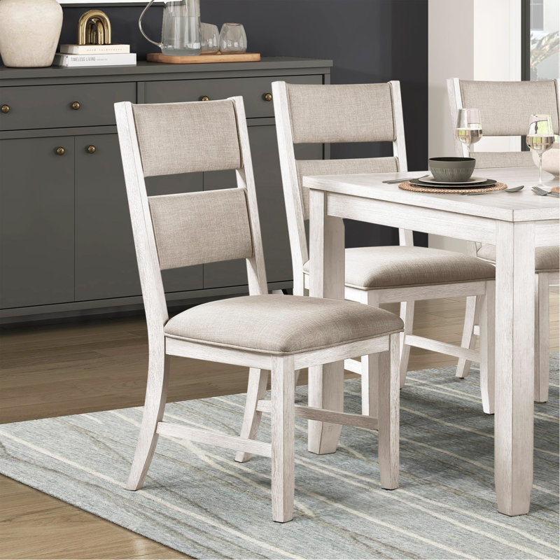 Ensemble de 2 chaises d'appoint de style campagne moderne, finition blanc antique, dossier rembourré, mobilier en bois | Idée de cadeau