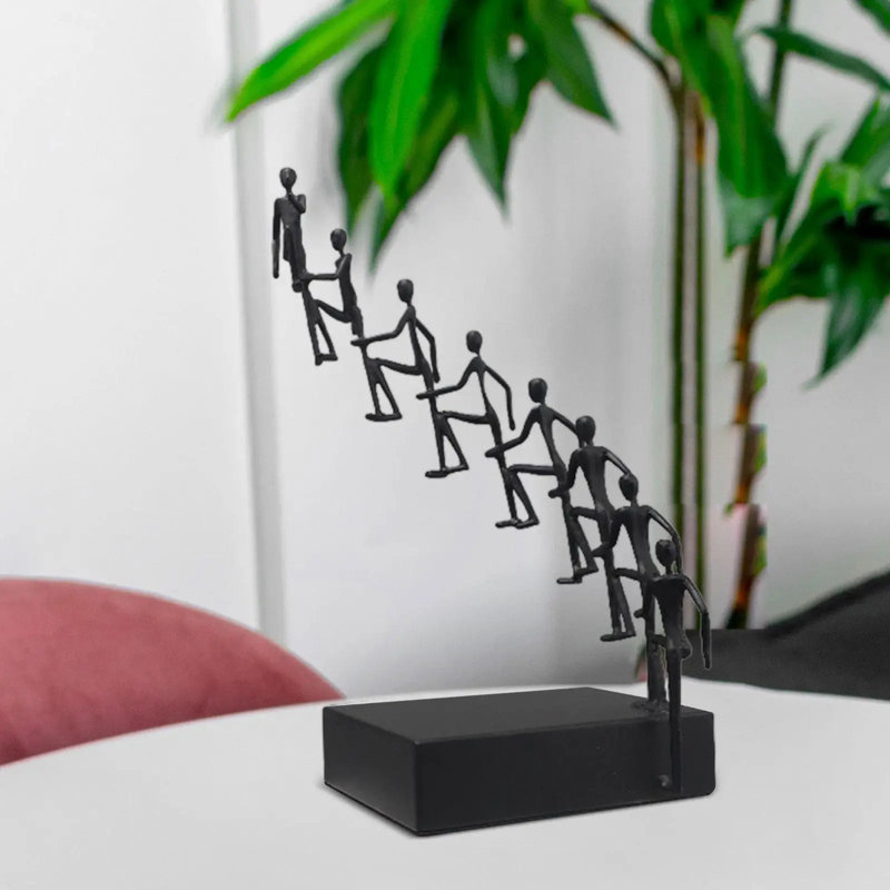 Figurines & Sculptures