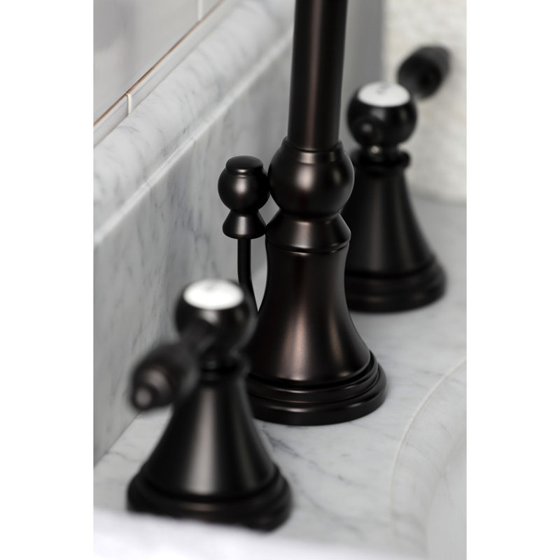 Robinet de salle de bain espacé avec ensemble de drain Tudor, Bronze huilé