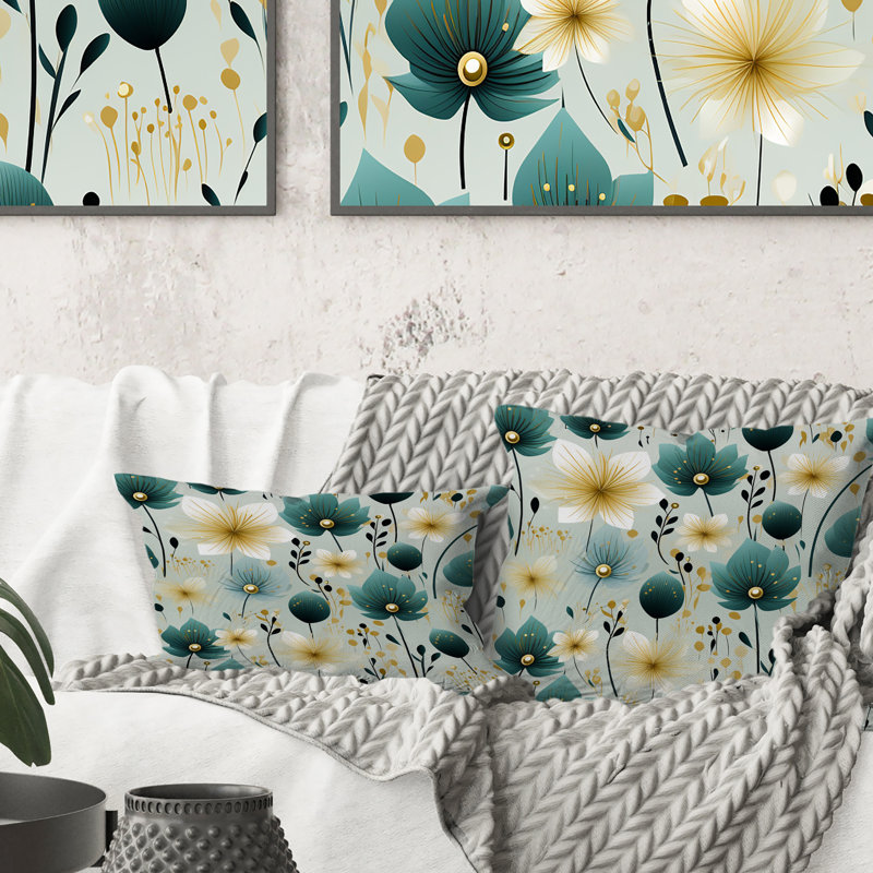 Teal & Ivory Coastal Elegance Floral Motif I - Coussin imprimé floral