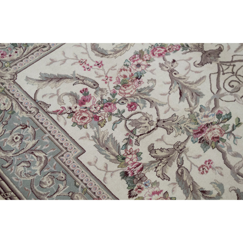 Prince Wool Oriental Area Rug