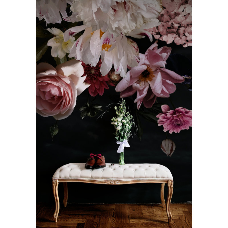 Papier peint floral foncé avec fleurs roses et blanches, L 100 po x l 150 po