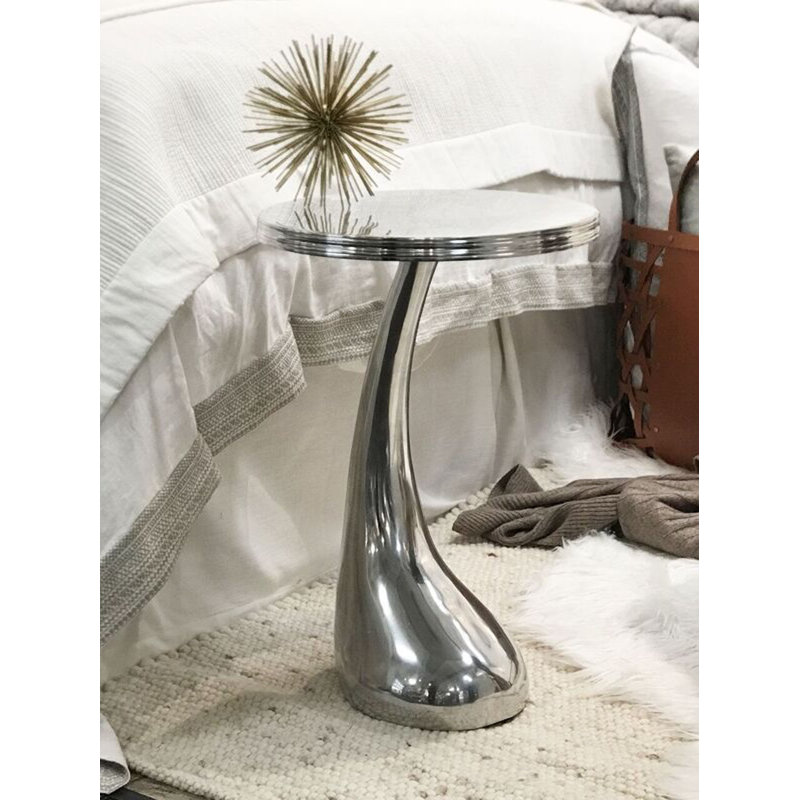 Grande sphère Erizo Spiked, Or, H 6 po x l 6 po x P 6 po