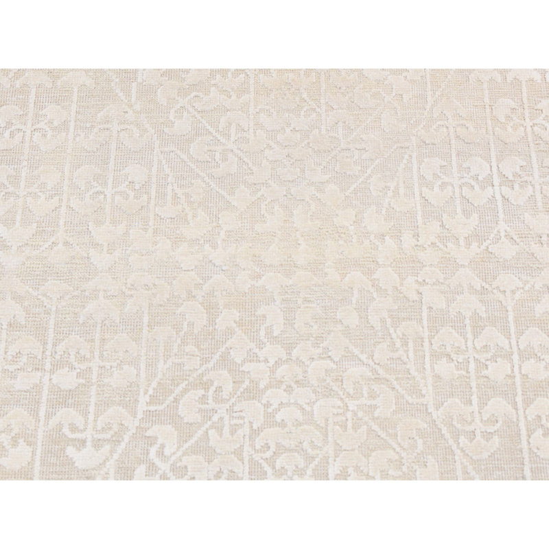 Tapis ivoire unique 2 pi 6 po x 8 pi 3 po Jesher