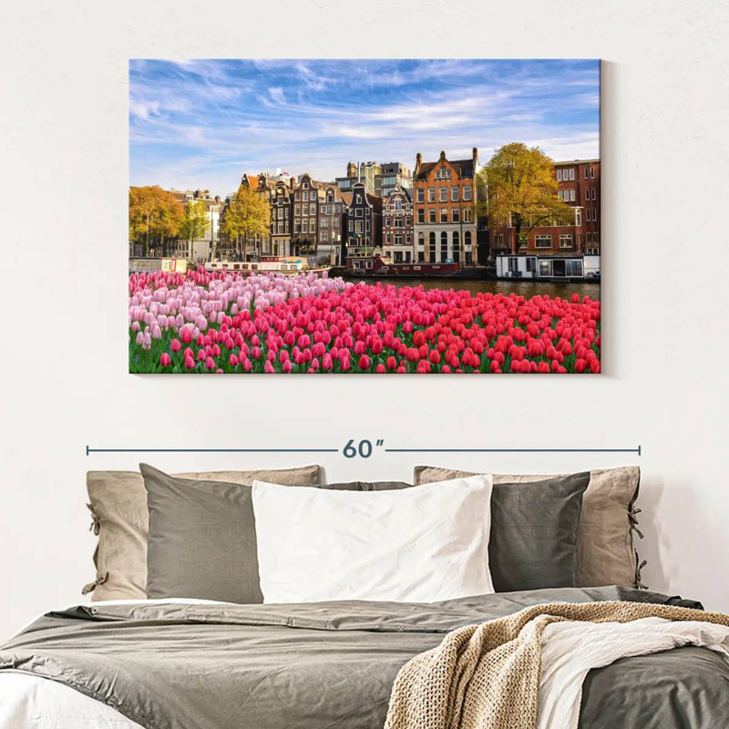 Tulipes du canal Sirci à Amsterdam, H 34 po x l 51 po