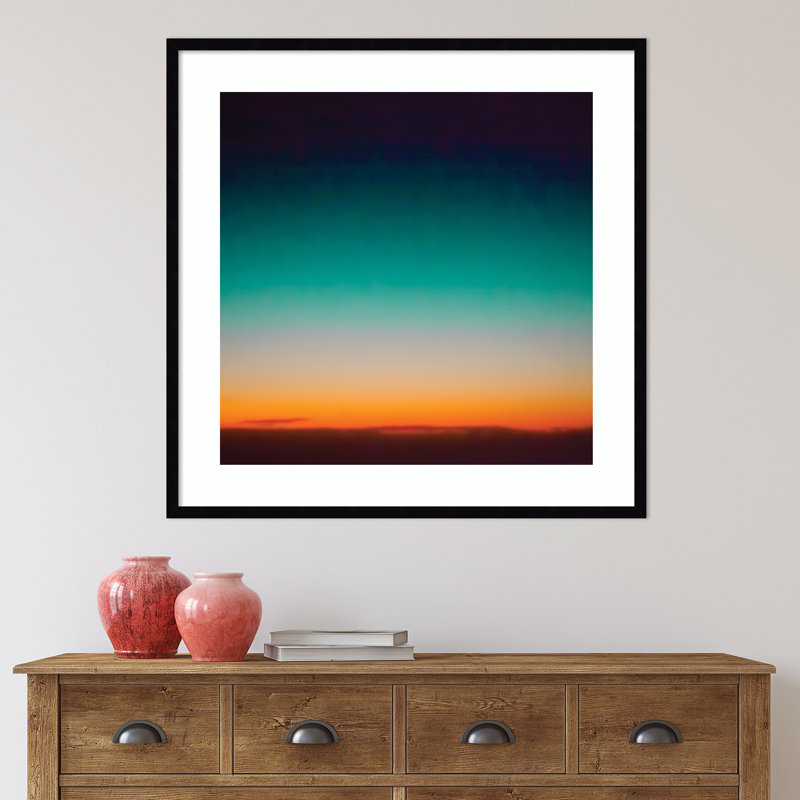 Sunrise Flying par Caroline Mint - Photographie de cadre photo, Noir, H 33 po x l 33 po