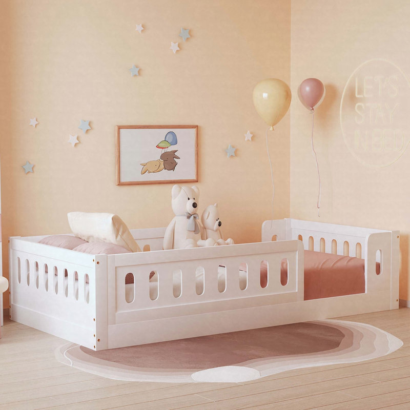 Lit plateforme simple en bois blanc avec garde-corps, Blanc