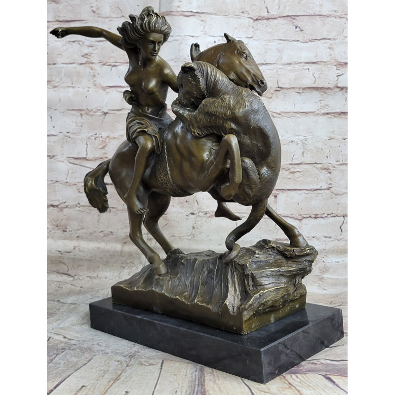 Figurines et sculptures Harri