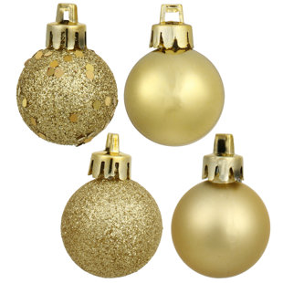 DIY Ombre Glittered Ornaments - South Georgia Style