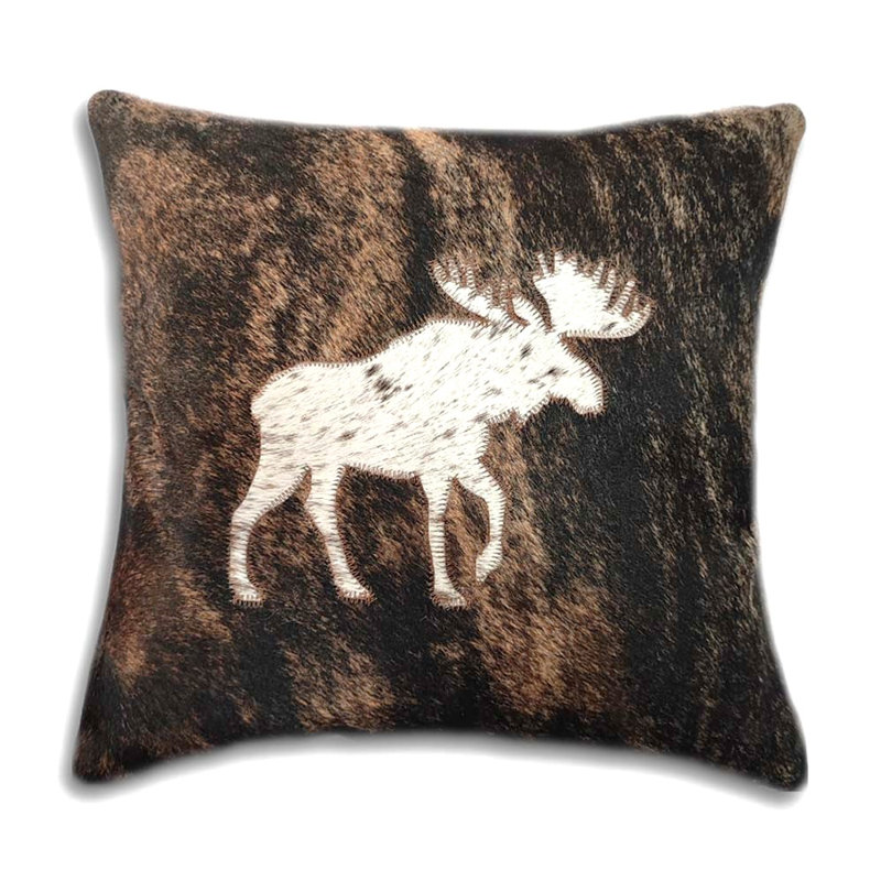 Housse de coussin en peau de vache avec orignal, H 16 po x l 16 po