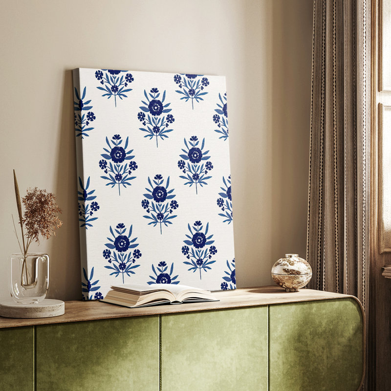 Motif de fleurs indigo II - galerie Cavas sur mesure, H 18 po x l 12 po