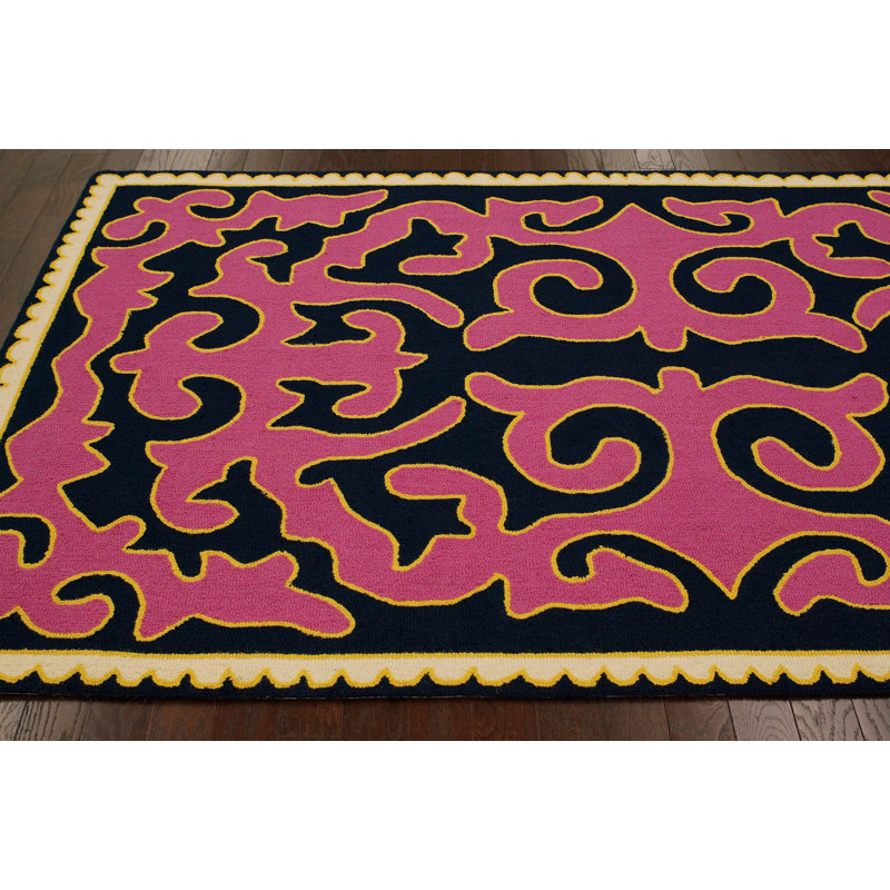 Oneil Hand Hooked Floral Indoor Rug, 8'3.6" x 11'