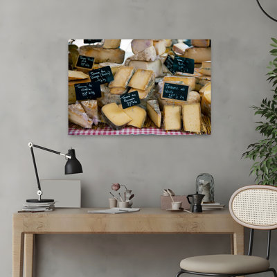 Fromage à la vente à un étal de marché, Lourmarin, Provence-Alpes-Côte-D'Azur, France Art contemporain