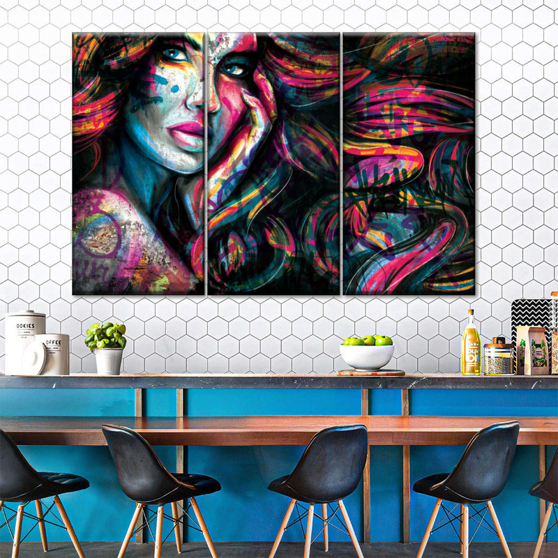 Edgy Female Portrait Multi Piece Canvas Print, H 24 po x l 38 po x P 1,25 po